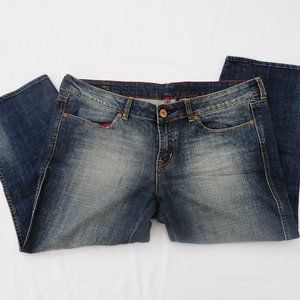 EUC Buffalo Capri Pants